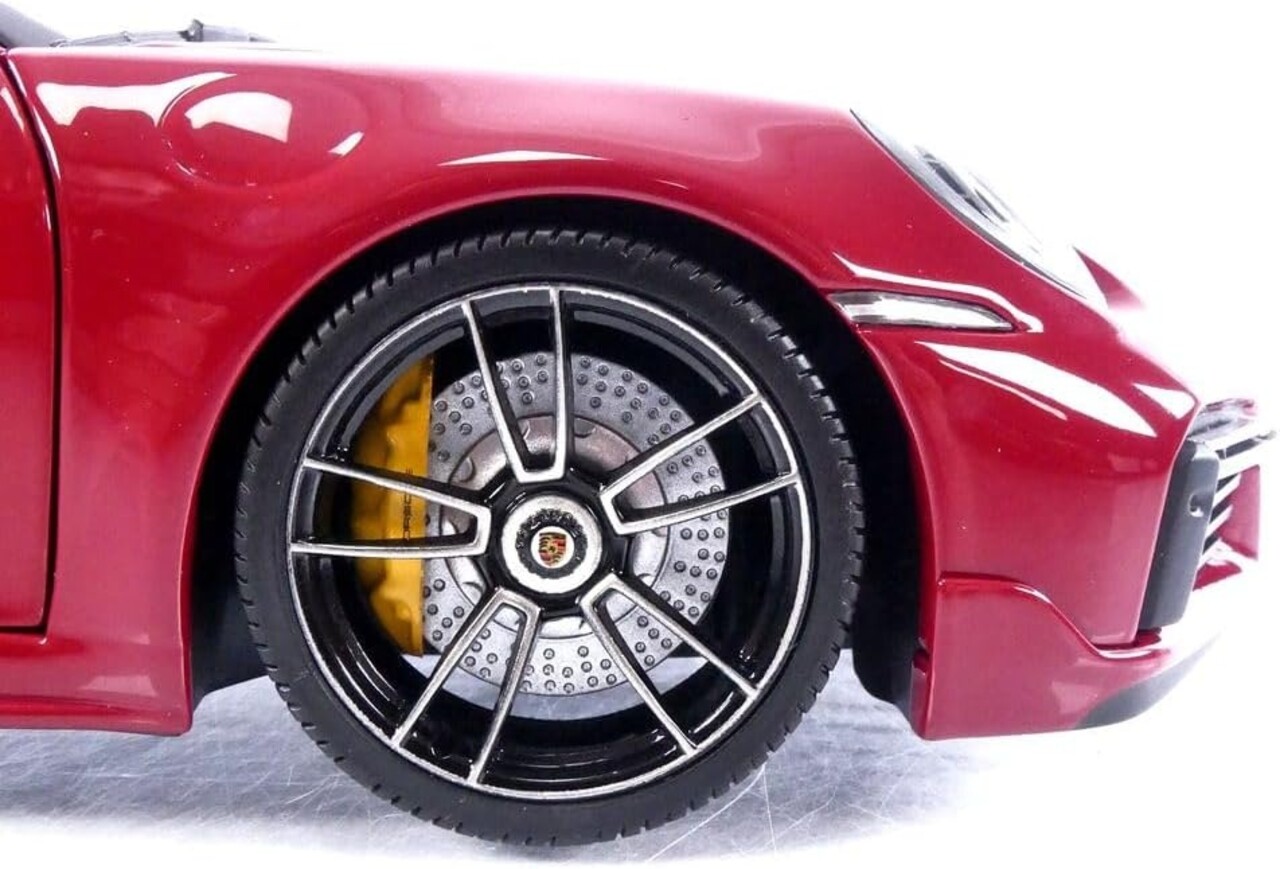 Porsche Porsche 911 (992) Turbo S Coupé Sport Design 2021 - 1:18 - Minichamps