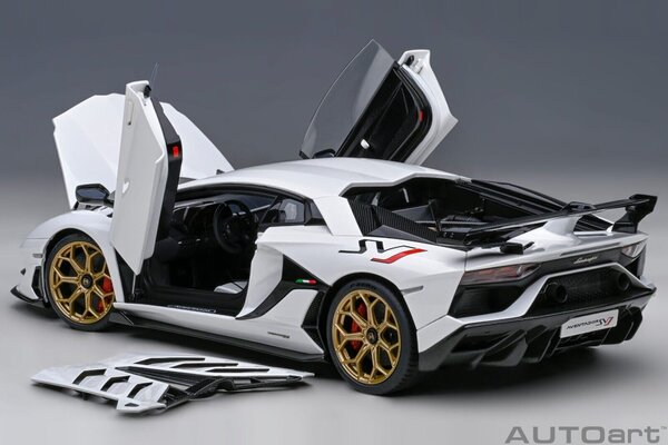 Lamborghini Lamborghini Aventador SVJ - 1:18 - AUTOart Lamborghini Lamborghini Aventador SVJ - 1:18 - AUTOart