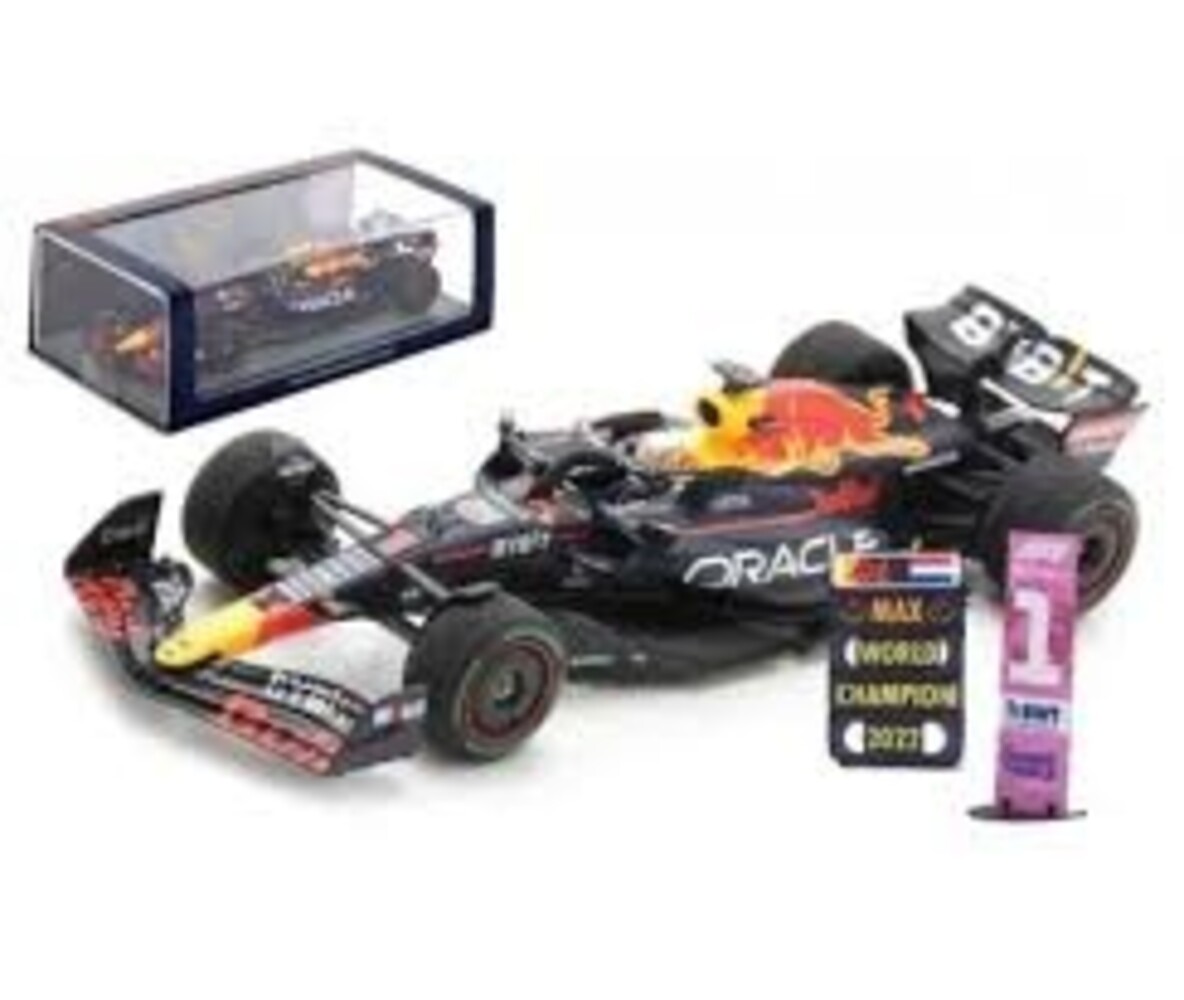 Formule 1 Oracle Red Bull Racing RB18 #1 Oracle Red Bull Racing Winner GP Japan 2022 Drivers' Champion 2022 Max Verstappen + #1 + World Champion Board - 1:43 - Spark Formule 1 Oracle Red Bull Racing RB18 #1 Oracle Red Bull Racing Winner GP Japan 2022 Drivers' Champion 2022 Max Verstappen + #1 + World Champion Board - 1:43 - Spark