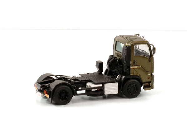 Isuzu Isuzu Giga Short Cab 4x2 'Army Green' - 1:50 - WSI Models Isuzu Isuzu Giga Short Cab 4x2 'Army Green' - 1:50 - WSI Models