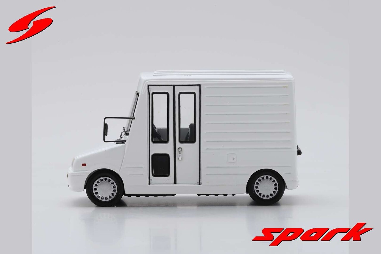 Honda Daihatsu Mira Walk Through Van 1992 - 1:43 - Spark