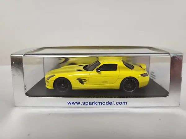 Mercedes-Benz Mercedes-Benz SLS AMG E-Cell 2010 - 1:43 - Spark Mercedes-Benz Mercedes-Benz SLS AMG E-Cell 2010 - 1:43 - Spark