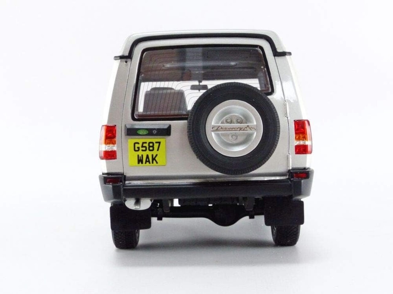 Land Rover Land Rover Discovery Mk1 - 1:18 - Cult Scale Models Land Rover Land Rover Discovery Mk1 - 1:18 - Cult Scale Models