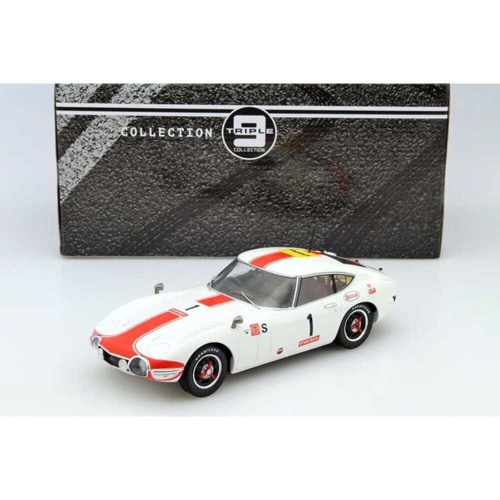 Toyota 2000GT #1 24 Hours Fuji - 1:18 - Triple 9 Collection - HMKT