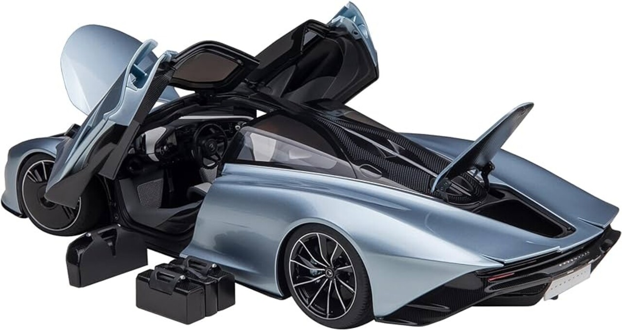 McLaren McLaren Speedtail 2020 (Suitcases Included) - 1:18 - AUTOart