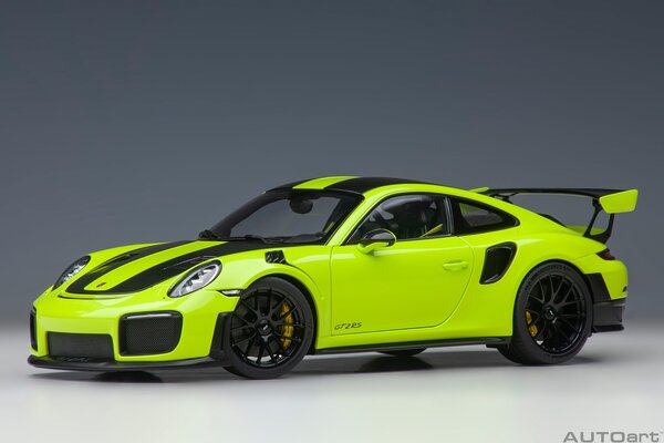 Porsche Porsche 911 (991.2) GT2 RS Weissach Package - 1:18 - AUTOart