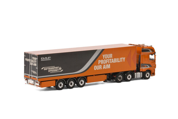 Daf DAF XF Super Space Cab 6x2 Twin Steer + Box Trailer 3 Axle - 1:50 - WSI Models Daf DAF XF Super Space Cab 6x2 Twin Steer + Box Trailer 3 Axle - 1:50 - WSI Models