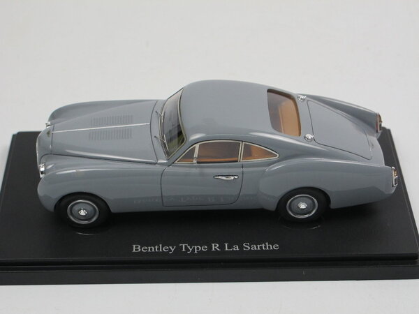 Bentley Bentley Type R La Sarthe Great Britain 1953 - 1:43 - Autocult Bentley Bentley Type R La Sarthe Great Britain 1953 - 1:43 - Autocult
