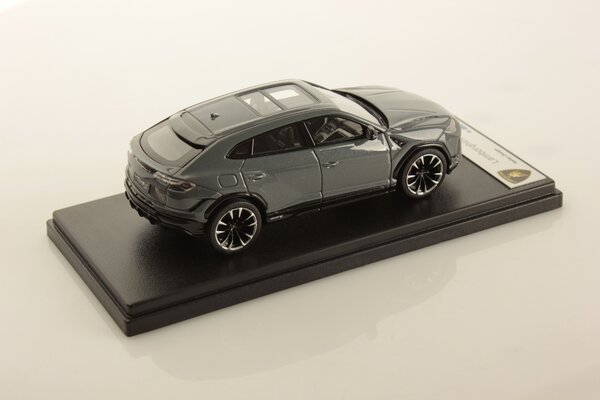 Lamborghini Lamborghini Urus S - 1:43 - LookSmart Lamborghini Lamborghini Urus S - 1:43 - LookSmart