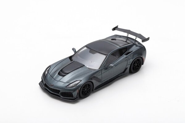 Chevrolet Chevrolet Corvette C7 ZR-1 2017 - 1:43 - TrueScale Miniatures