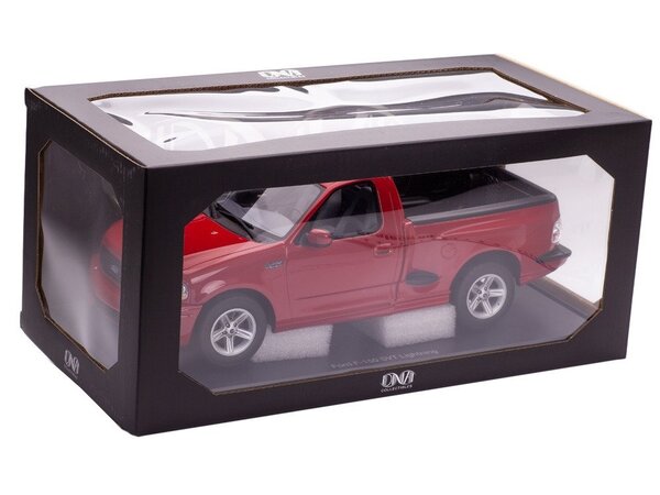 Ford Ford F-150 SVT Lightning - 1:18 - DNA Collectibles Ford Ford F-150 SVT Lightning - 1:18 - DNA Collectibles