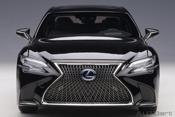 Lexus Lexus LS500h - 1:18 - AUTOart