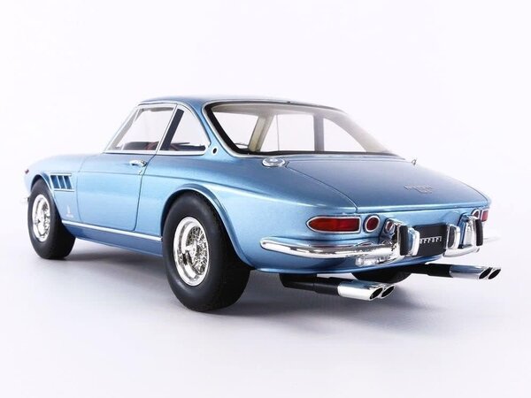 Ferrari Ferrari 330 GTC - 1:18 - CMR Classic Model Replicars Ferrari Ferrari 330 GTC - 1:18 - CMR Classic Model Replicars