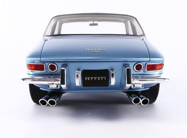 Ferrari Ferrari 330 GTC - 1:18 - CMR Classic Model Replicars Ferrari Ferrari 330 GTC - 1:18 - CMR Classic Model Replicars