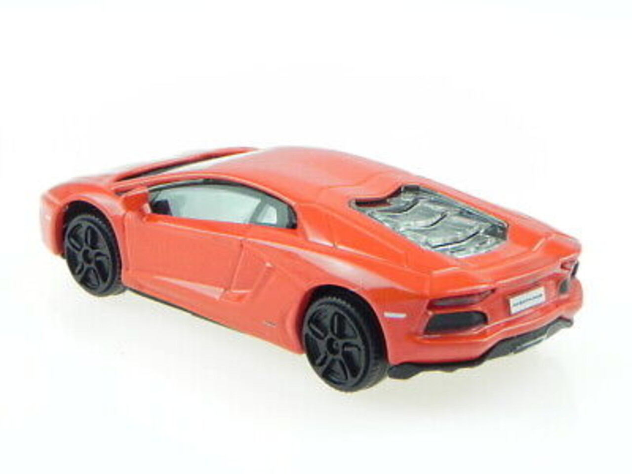 Lamborghini Lamborghini Aventador LP700-4 2011 - 1:43 - Bburago