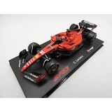 Formule 1 Ferrari SF-23 #16 Team Scuderia Ferrari Season 2023 (C.Leclerc) + Pilot + Showcase - 1:43 - Bburago