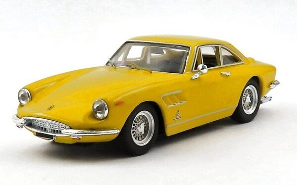 Ferrari Ferrari 330 GTC Coupe 1967 + Spoked Rims - 1:43 - Best Model Ferrari Ferrari 330 GTC Coupe 1967 + Spoked Rims - 1:43 - Best Model