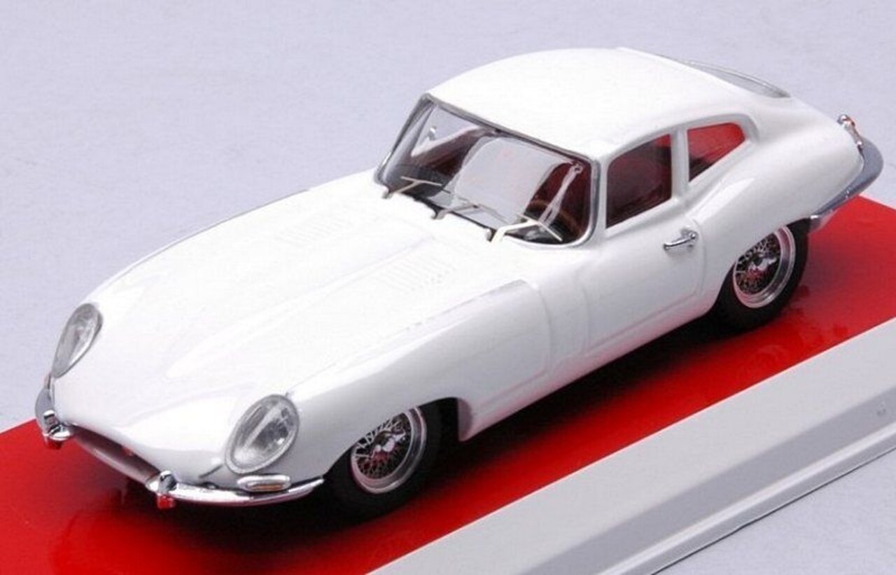 Jaguar Jaguar E-Type Coupe 1963 Personal Car Eva Kant - 1:43 - Best Model