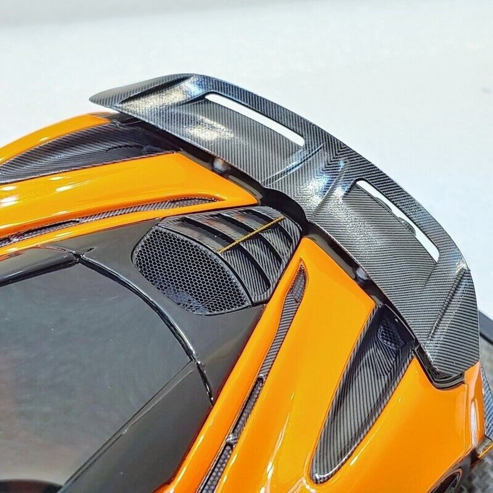 McLaren McLaren 720S Mansory 2019 - 1:18 - MotorHelix