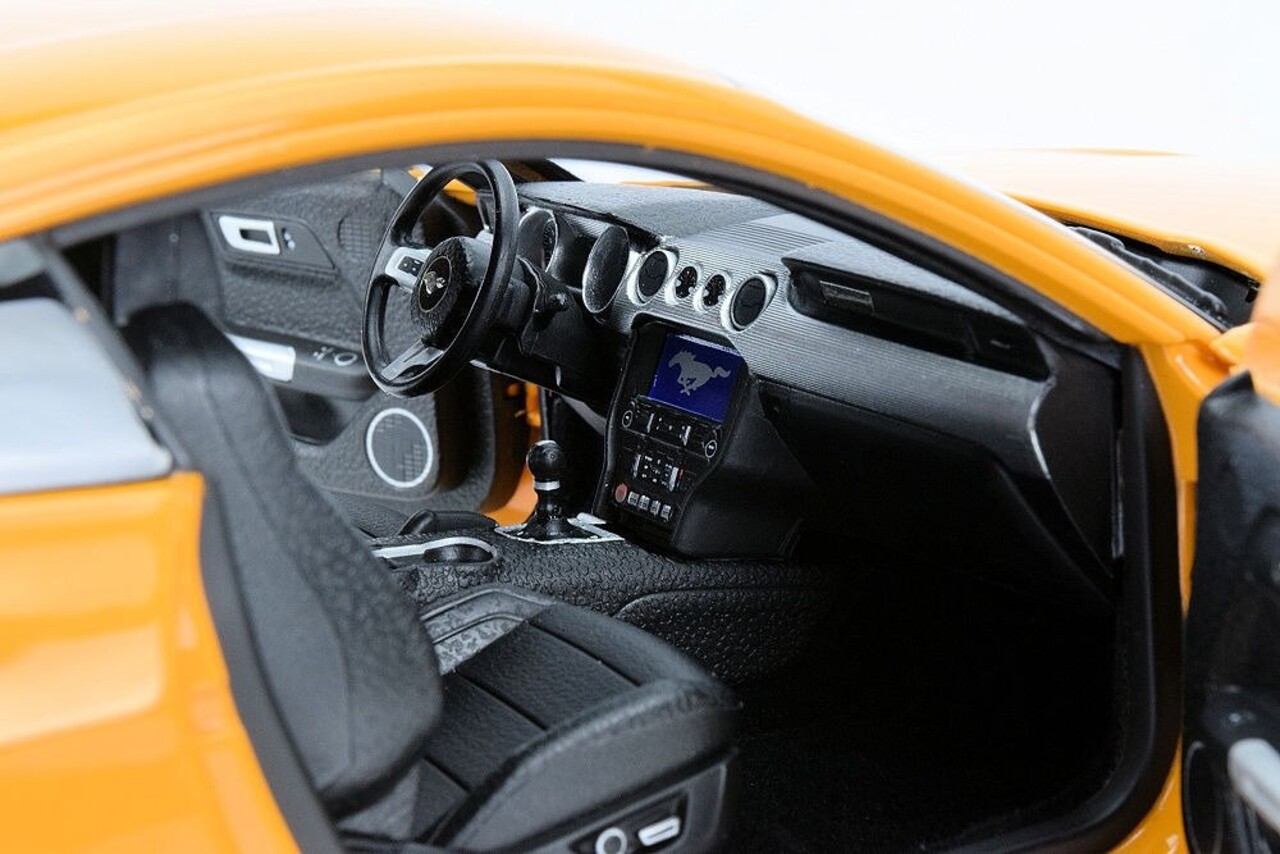 Ford Ford Mustang GT (LHD) 2019 - 1:18 - Diecast Masters