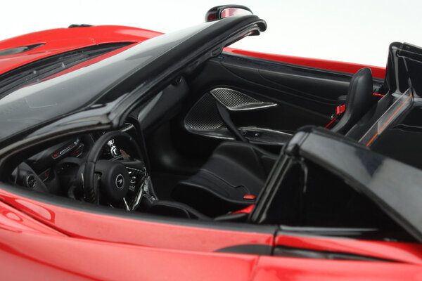 McLaren McLaren 765LT Spider - 1:18 - GT Spirit McLaren McLaren 765LT Spider - 1:18 - GT Spirit