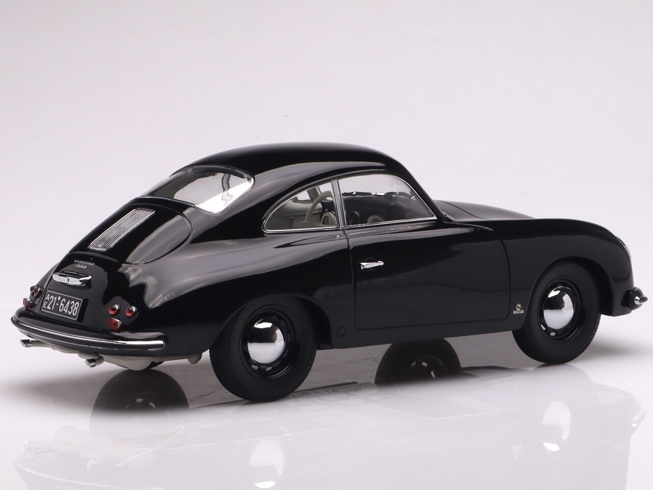 Porsche Porsche 356 Coupe 1954 - 1:18 - Norev Porsche Porsche 356 Coupe 1954 - 1:18 - Norev