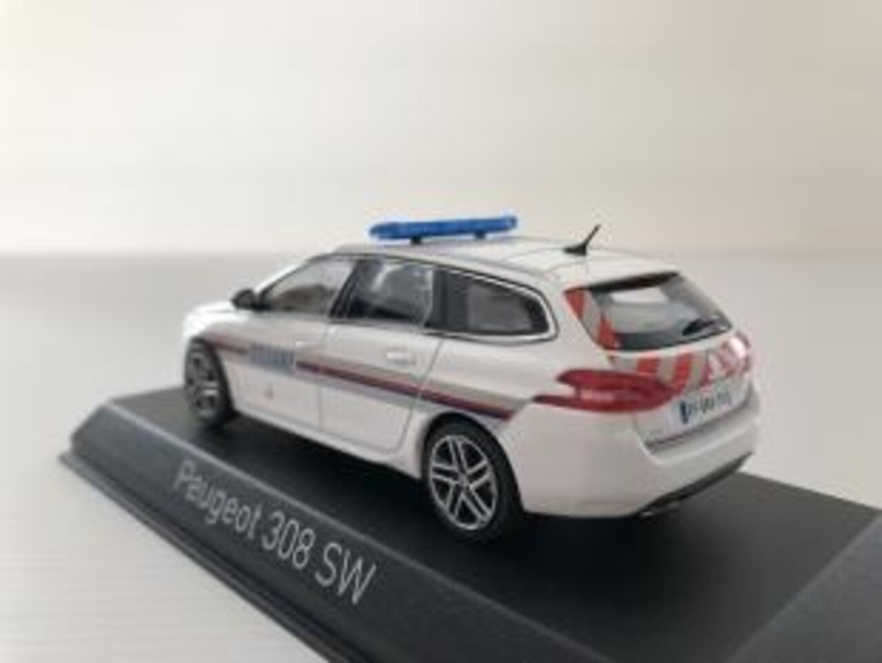Peugeot Peugeot 308 SW Douanes 2018 - 1:43 - Norev