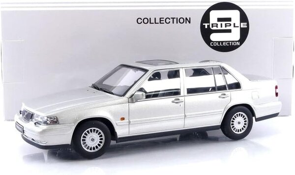 Volvo Volvo 960 - 1:18 - Triple 9 Collection Volvo Volvo 960 - 1:18 - Triple 9 Collection