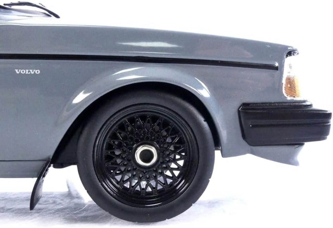 Volvo Volvo 240 Turbo 'Custom' 1985 - 1:18 - IXO Models