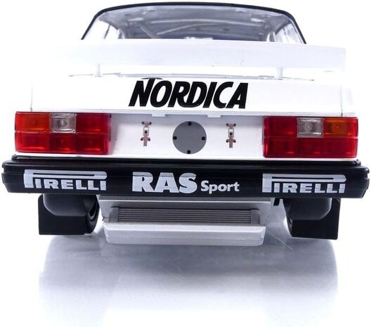 Volvo Volvo 240 Turbo #2 Winner ETCC Brünn 1986 - 1:18 - IXO Models Volvo Volvo 240 Turbo #2 Winner ETCC Brünn 1986 - 1:18 - IXO Models