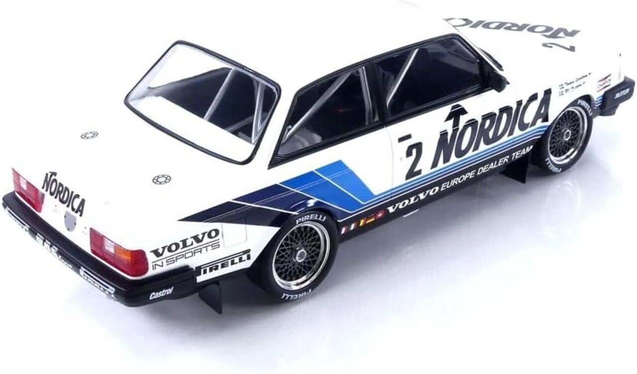 Volvo Volvo 240 Turbo #2 Winner ETCC Brünn 1986 - 1:18 - IXO Models Volvo Volvo 240 Turbo #2 Winner ETCC Brünn 1986 - 1:18 - IXO Models