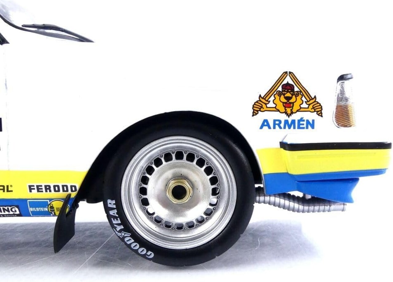 Volvo Volvo 240 Turbo #24 DPM Nürburgring Super Sprint 1985 - 1:18 - IXO Models