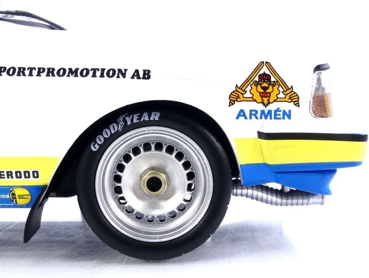 Volvo Volvo 240 Turbo #33 ETCC Zolder 1985 - 1:18 - IXO Models