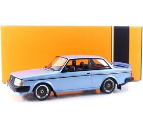 Volvo Volvo 240 Turbo 'Custom' 1985 - 1:18 - IXO Models