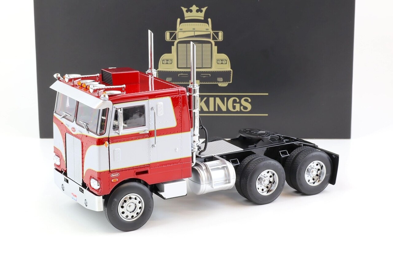 Peterbilt Peterbilt 352 Pacemaker Tractor 6x4 1977 - 1:18 - Road Kings Peterbilt Peterbilt 352 Pacemaker Tractor 6x4 1977 - 1:18 - Road Kings