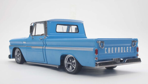 Chevrolet Chevrolet C10 Styleside Pick Up 'Lowrider' 1965 - 1:18 - Sun Star