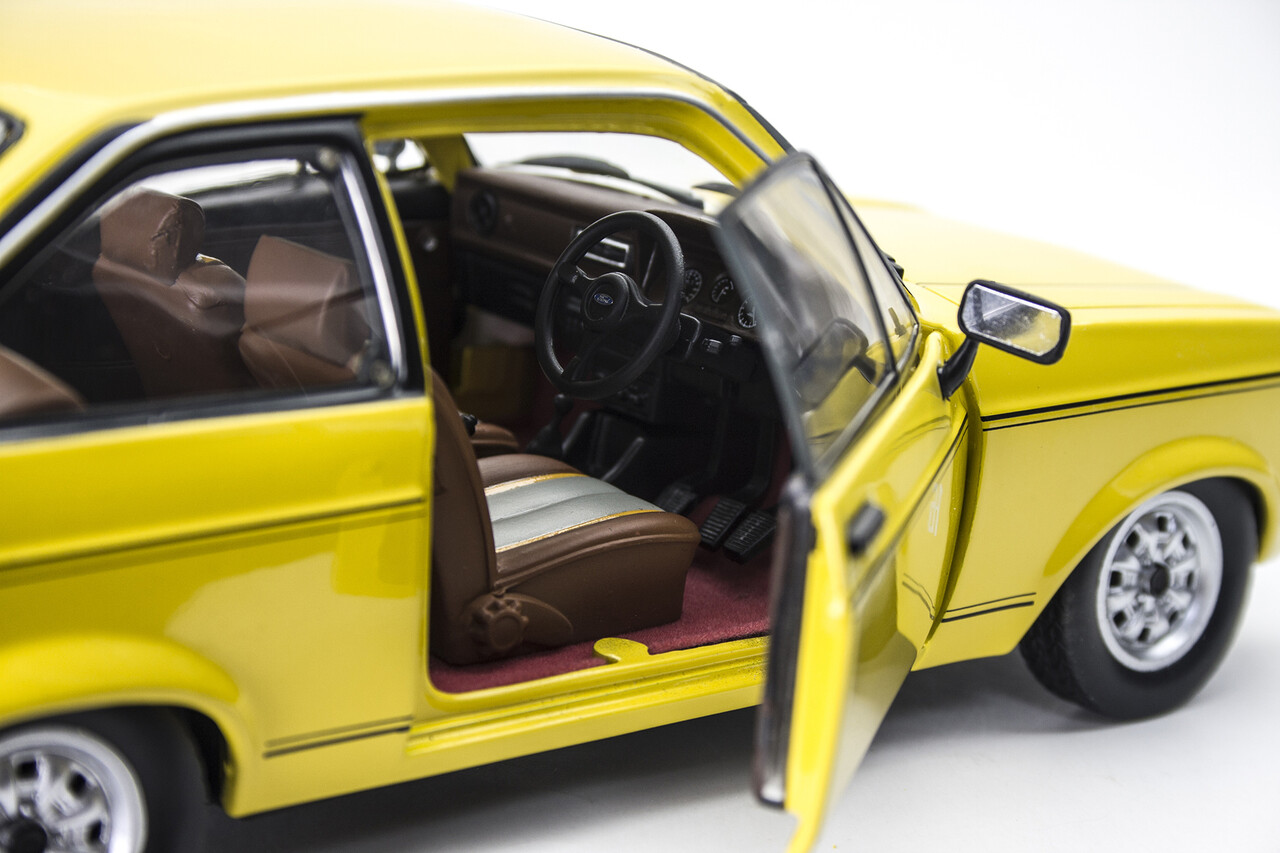 Ford Ford Escort MK II  1600 Sport RHD 1975 - 1:18 - Sun Star Ford Ford Escort MK II  1600 Sport RHD 1975 - 1:18 - Sun Star