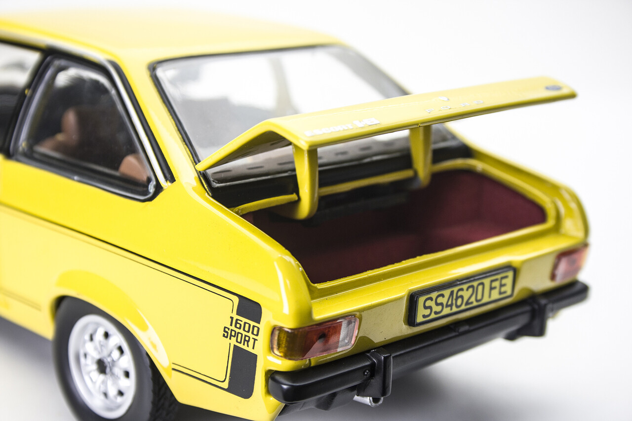 Ford Ford Escort MK II  1600 Sport RHD 1975 - 1:18 - Sun Star Ford Ford Escort MK II  1600 Sport RHD 1975 - 1:18 - Sun Star
