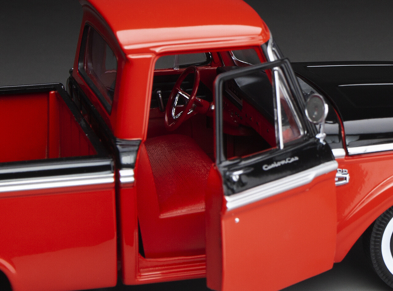 Ford Ford F-100 Custom Cab Pick-Up 1965 - 1:18 - Sun Star Ford Ford F-100 Custom Cab Pick-Up 1965 - 1:18 - Sun Star
