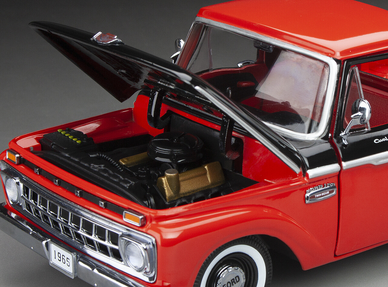 Ford Ford F-100 Custom Cab Pick-Up 1965 - 1:18 - Sun Star Ford Ford F-100 Custom Cab Pick-Up 1965 - 1:18 - Sun Star