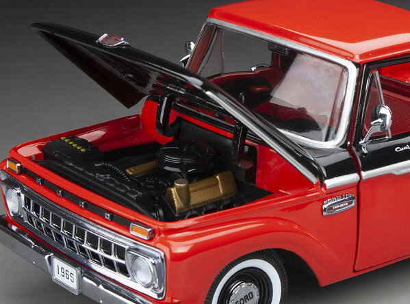 Ford Ford F-100 Custom Cab Pick-Up 1965 - 1:18 - Sun Star Ford Ford F-100 Custom Cab Pick-Up 1965 - 1:18 - Sun Star