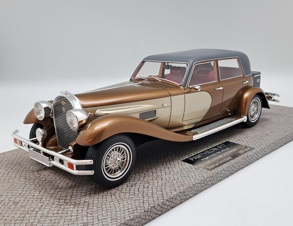 Panther Panther De Ville 1974 - 1:18 - Pantheon Panther Panther De Ville 1974 - 1:18 - Pantheon