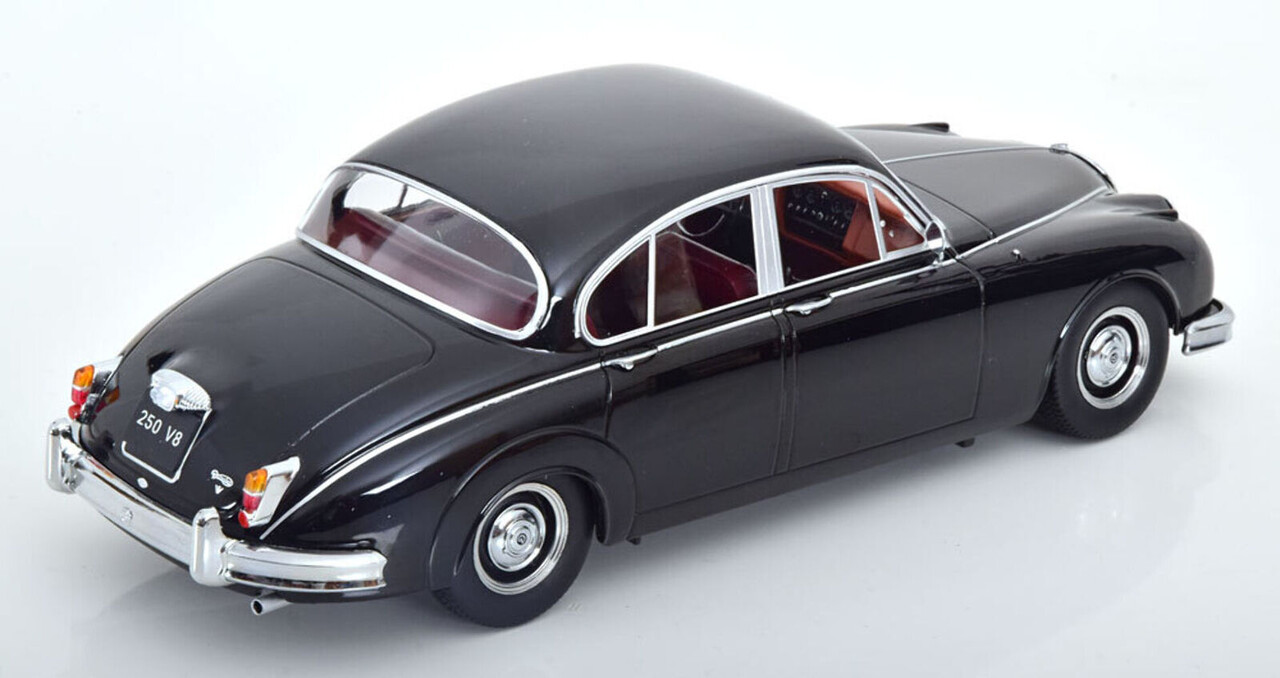 Daimler Daimler 250 V8 LHD 1962 - 1:18 - KK Scale Daimler Daimler 250 V8 LHD 1962 - 1:18 - KK Scale