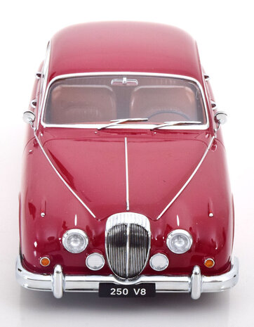 Daimler Daimler 250 V6 LHD 1962 - 1:18 - KK Scale Daimler Daimler 250 V6 LHD 1962 - 1:18 - KK Scale