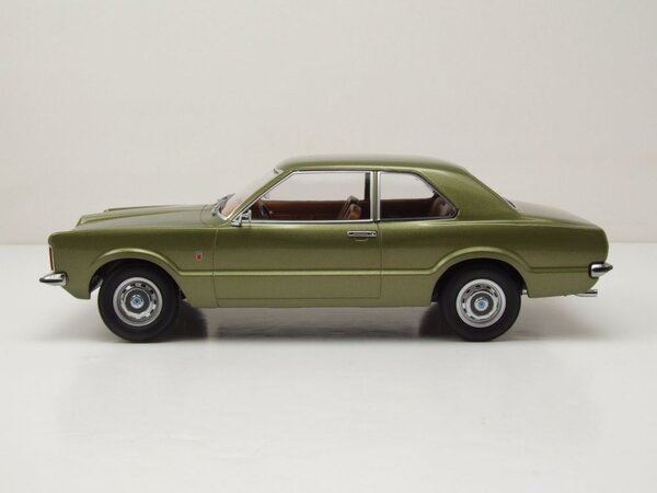 Ford Ford Taunus L Coupe 1971 - 1:18 - KK Scale