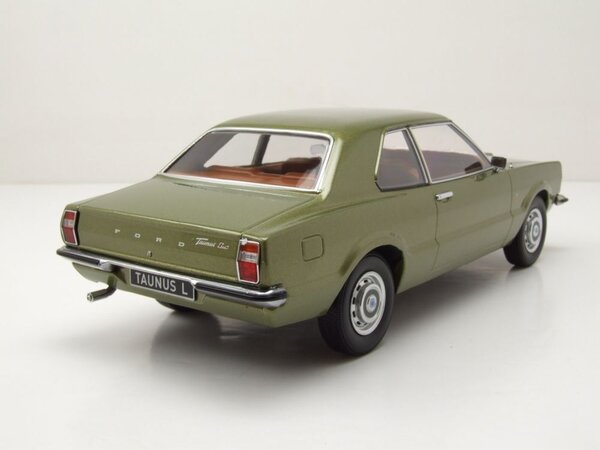 Ford Ford Taunus L Coupe 1971 - 1:18 - KK Scale