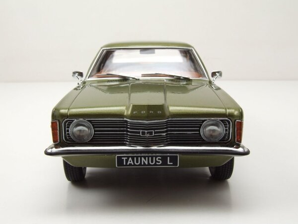 Ford Ford Taunus L Coupe 1971 - 1:18 - KK Scale