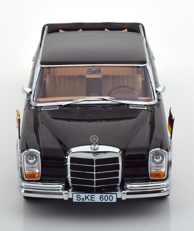 Mercedes-Benz Mercedes-Benz 600 W100 Landaulet (Queen Elizabeth II / K.G. Kiesinger) - 1:18 - KK Scale