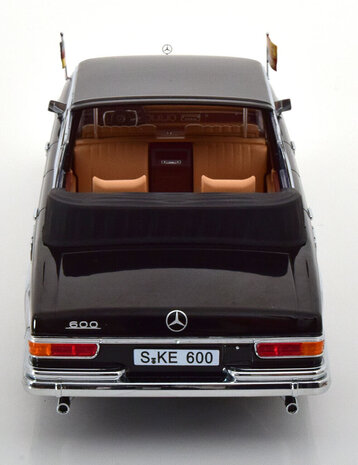 Mercedes-Benz Mercedes-Benz 600 W100 Landaulet (Queen Elizabeth II / K.G. Kiesinger) - 1:18 - KK Scale