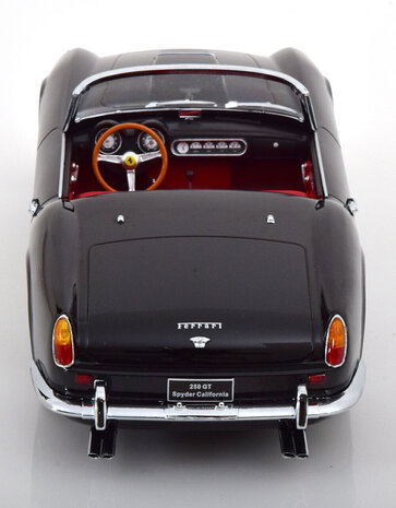Ferrari Ferrari 250 GT California Spider USA Version + Hard-Top 1960 - 1:18 - KK Scale Ferrari Ferrari 250 GT California Spider USA Version + Hard-Top 1960 - 1:18 - KK Scale